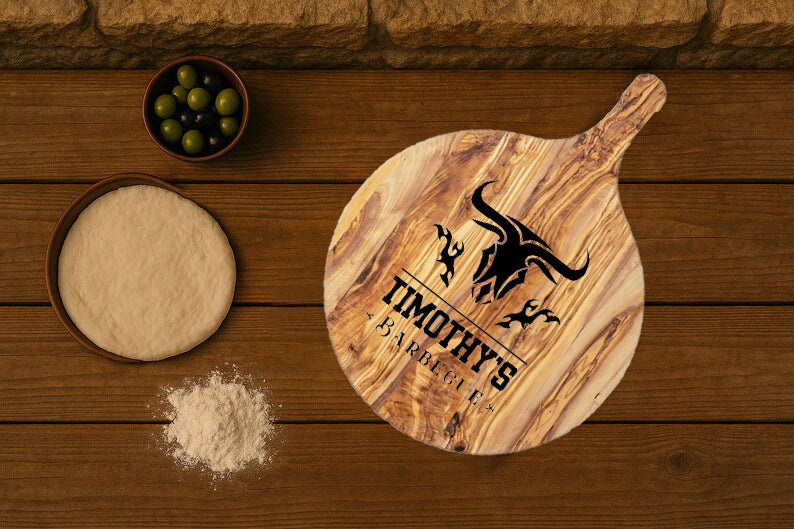Custom engraved olive wood pizza board – a must-have for family gatherings