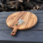 Custom engraved olive wood pizza board – a must-have for family gatherings