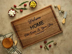 Carved walnut wood cutting boards are available for personalized customization